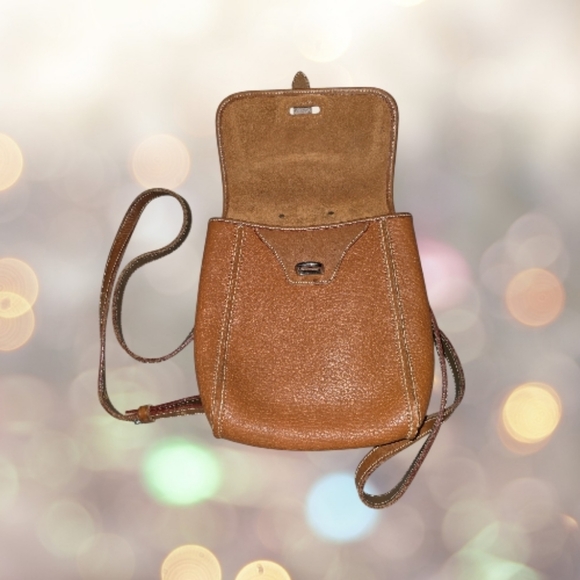 Dooney & Bourke Vintage USA All-Weather Leather Saddle Backpack Purse - Picture 6 of 6